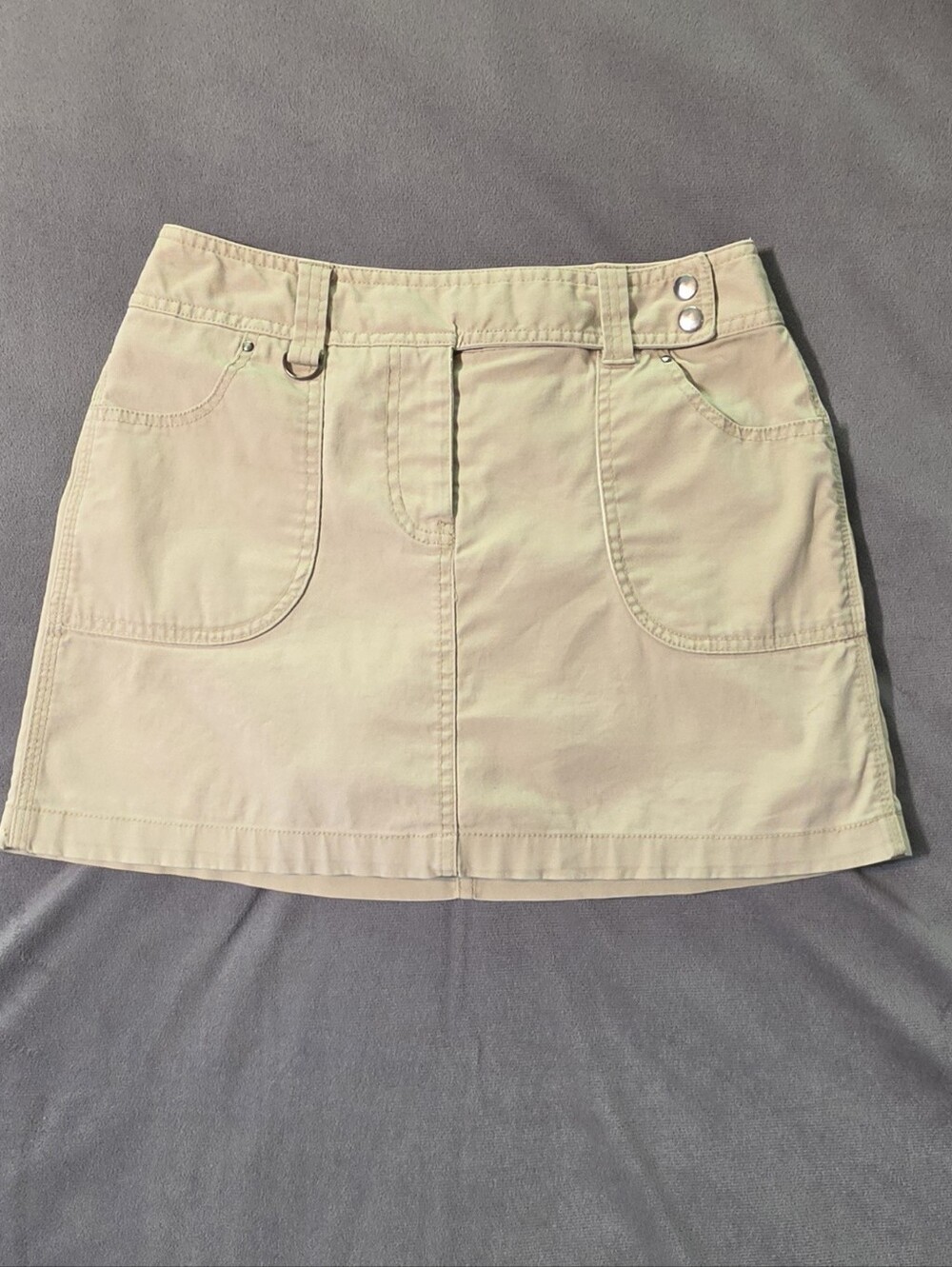 Vintage Y2K cotton utility skort with D-ring, pockets, and built-in snap Belt